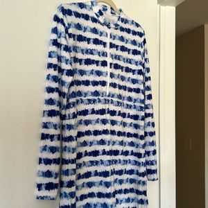 Banana Boat long rash guard - spf. Small.